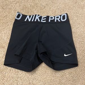 black nike pro spandex 3” inseam